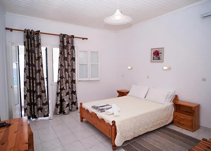 Kostas * Agios Gordios (Corfu)