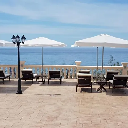 Kostas Апартаменты